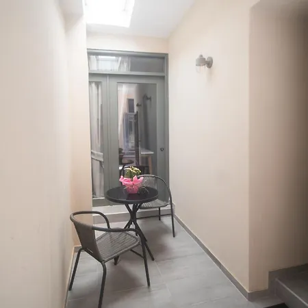 Old Town Lofts Апартаменты *