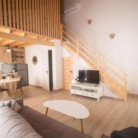 Old Town Lofts Chalkida